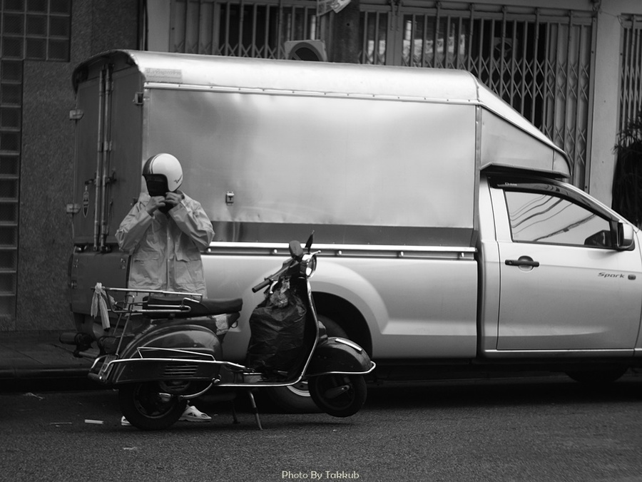 B&W. Test photo taken by lens FED Industar-10 50mm f/ 3.5 on camera OMD EM1